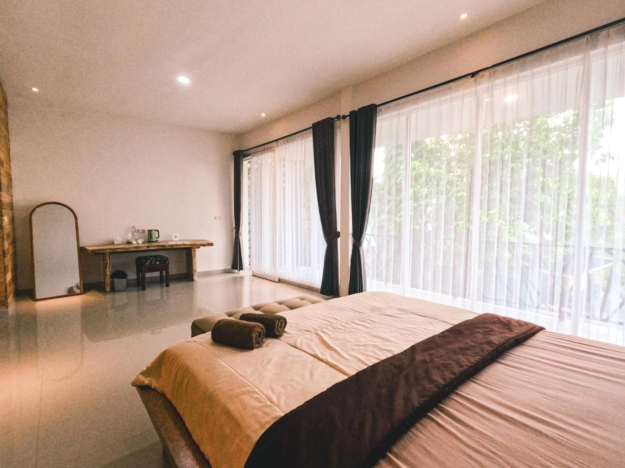 Zavana Rooms & Restaurant Tanjungkarang Luaran gambar