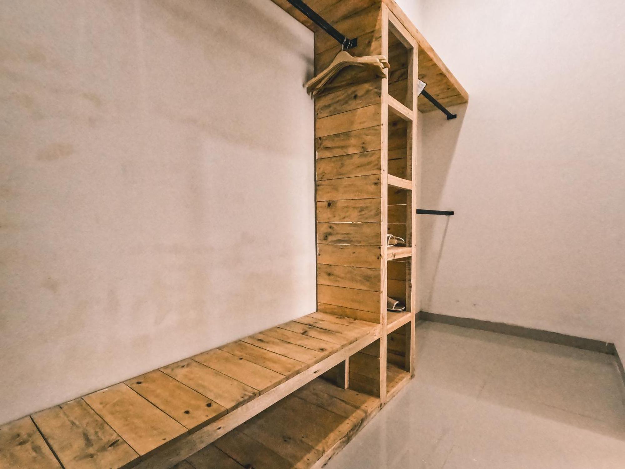 Zavana Rooms & Restaurant Tanjungkarang Luaran gambar
